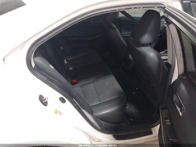 Продаж на аукціоні авто 2014 Lexus Is 250, vin: JTHBF1D20E5031847, номер лоту: 44236732