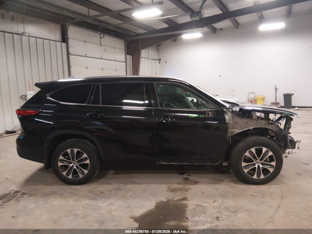 Toyota Highlander Hybrid Xle 2021 5TDHBRCH7MS530701 Image 14