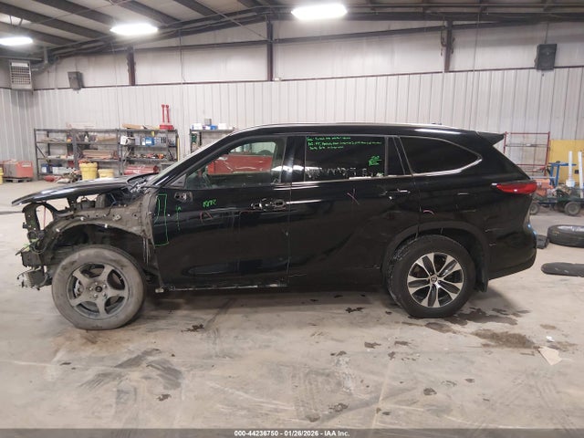 Toyota Highlander Hybrid Xle 2021 5TDHBRCH7MS530701 Image 15
