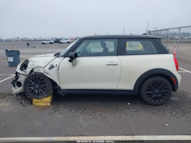Mini Hardtop Cooper 2016 WMWXP5C59G2D13464 Image 15