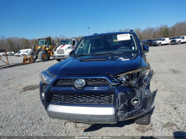 44236780 :رقم المزاد ، JTEBU5JR5G5350045 vin ، 2016 Toyota 4runner Trail مزاد بيع