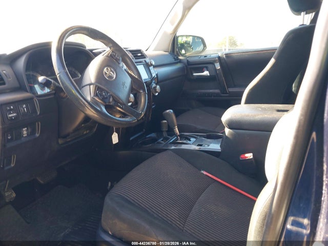 44236780 :رقم المزاد ، JTEBU5JR5G5350045 vin ، 2016 Toyota 4runner Trail مزاد بيع