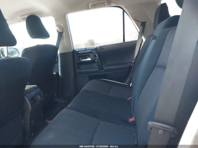 44236780 :رقم المزاد ، JTEBU5JR5G5350045 vin ، 2016 Toyota 4runner Trail مزاد بيع