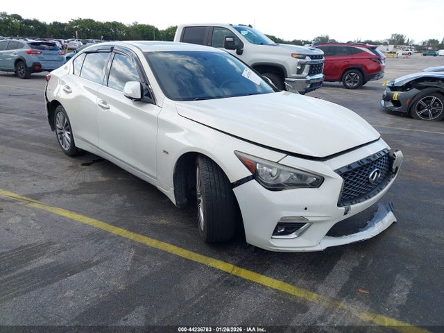 44236783 :رقم المزاد ، JN1EV7ARXJM438146 vin ، 2018 Infiniti Q50 3.0t Luxe مزاد بيع