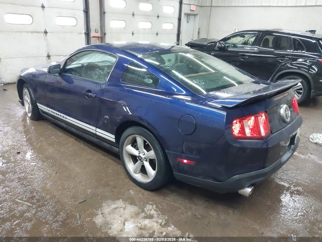 2011 FORD MUSTANG 1ZVBP8AM2B5122124 Photo 2