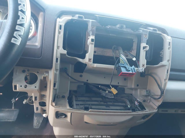 44236787 :رقم المزاد ، 1C6RR6GG8DS550454 vin ، 2013 Ram 1500 Slt مزاد بيع