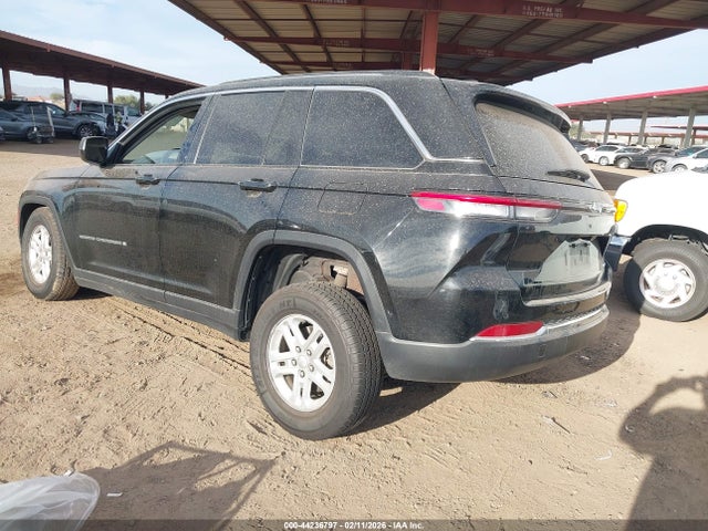 2022 JEEP GRAND CHEROKEE 1C4RJGAG8N8630575 Photo 2