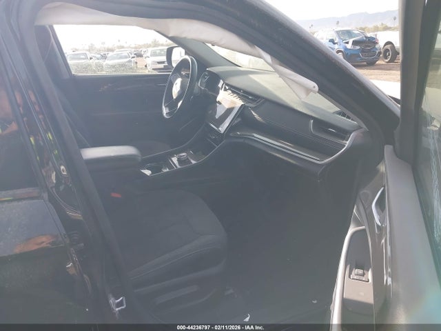 2022 JEEP GRAND CHEROKEE 1C4RJGAG8N8630575 Photo 4