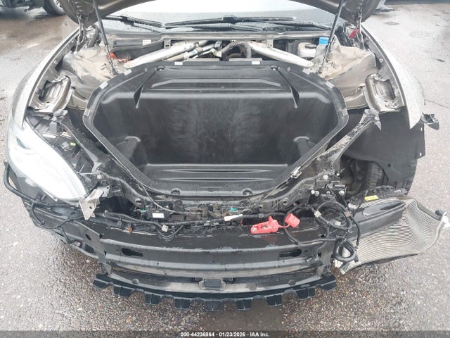 2015 TESLA MODEL S 5YJSA1S24FF088071 Photo 9