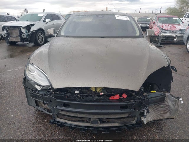 Tesla Model S 70d/85d/p85d 2015 5YJSA1S24FF088071 Image 13
