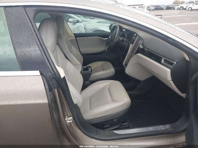 2015 TESLA MODEL S 5YJSA1S24FF088071 Photo 4