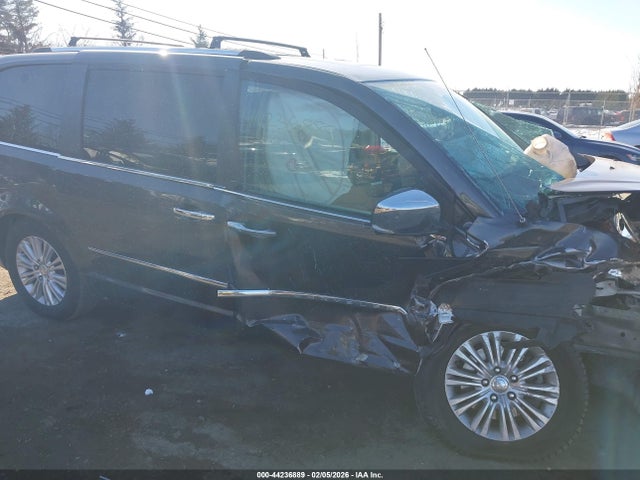 Продажа на аукционе авто 2015 Chrysler Town & Country Limited Platinum, vin: 2C4RC1GG5FR573630, номер лота: 44236889