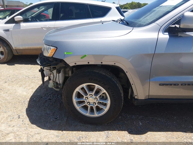 44236893 :رقم المزاد ، 1C4RJEAG3JC277786 vin ، 2018 Jeep Grand Cherokee Laredo 4x2 مزاد بيع