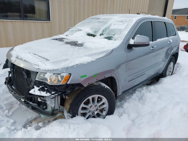 44236893 :رقم المزاد ، 1C4RJEAG3JC277786 vin ، 2018 Jeep Grand Cherokee Laredo 4x2 مزاد بيع