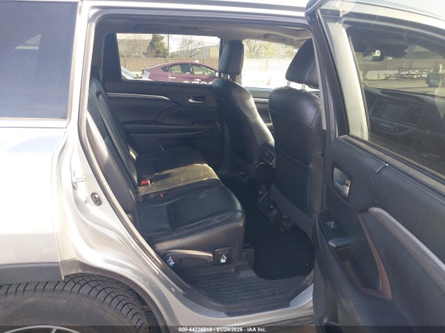 5TDDZRFH4HS457427 Toyota Highlander Limited Platinum