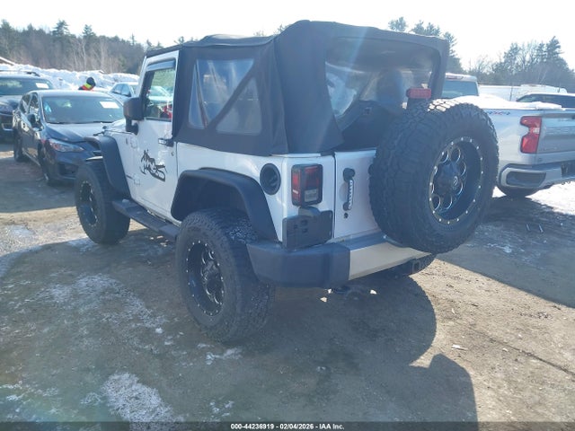 2011 Jeep Wrangler Sahara მანქანა იყიდება აუქციონზე, vin: 1J4AA5D19BL638793, აუქციონის ნომერი: 44236919