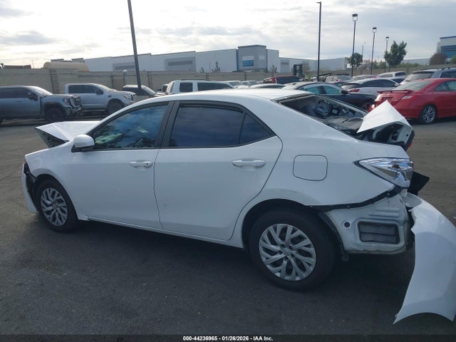 5YFBURHE0KP915117 Toyota COROLLA LE