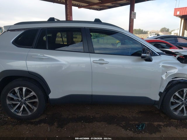 Toyota Corolla Cross Xle 2025 7MUDAAAG9SV135919 Image 13