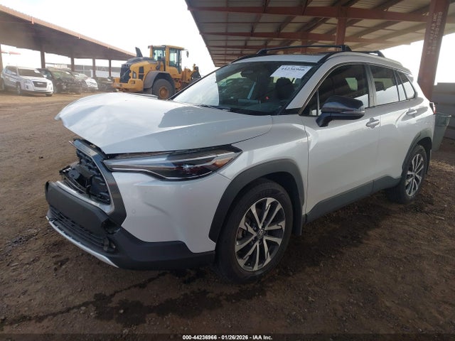 Toyota Corolla Cross Xle 2025 7MUDAAAG9SV135919 Image 2