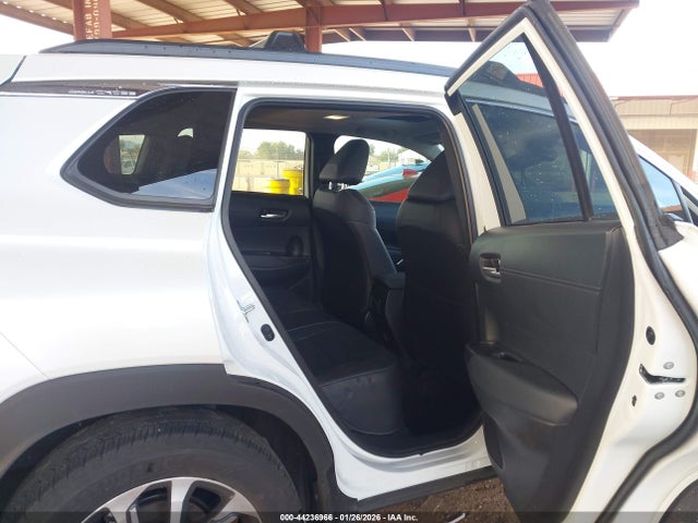 Toyota Corolla Cross Xle 2025 7MUDAAAG9SV135919 Image 8
