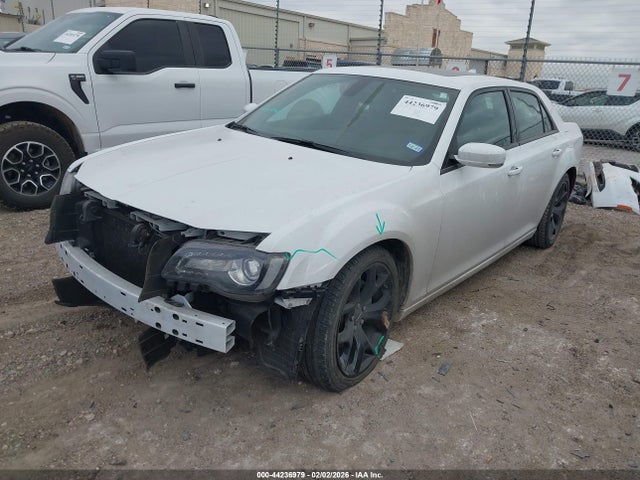 Продажа на аукционе авто 2023 Chrysler 300 300s, vin: 2C3CCABG0PH677435, номер лота: 44236979
