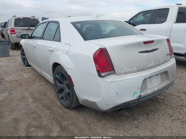 Продажа на аукционе авто 2023 Chrysler 300 300s, vin: 2C3CCABG0PH677435, номер лота: 44236979