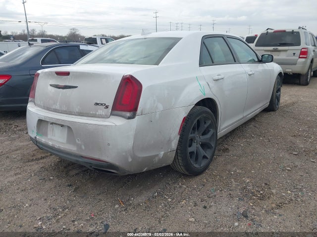 Продажа на аукционе авто 2023 Chrysler 300 300s, vin: 2C3CCABG0PH677435, номер лота: 44236979