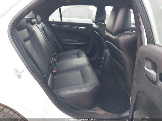 Продажа на аукционе авто 2023 Chrysler 300 300s, vin: 2C3CCABG0PH677435, номер лота: 44236979