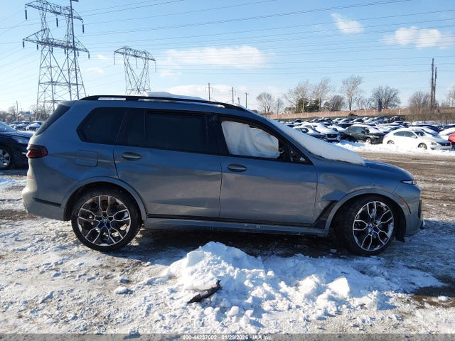 5UX23EM00P9N89076 BMW X7 Xdrive40i