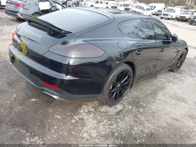 2016 PORSCHE PANAMERA WP0AA2A74GL002237 Photo 3
