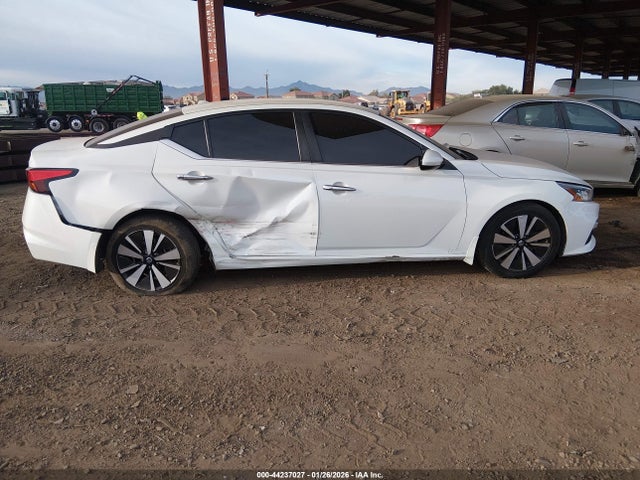1N4BL4DV1NN322630 Nissan Altima Sv Fwd