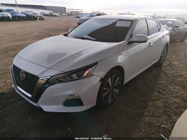 1N4BL4DV1NN322630 Nissan Altima Sv Fwd