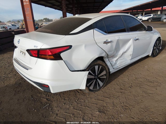 1N4BL4DV1NN322630 Nissan Altima Sv Fwd