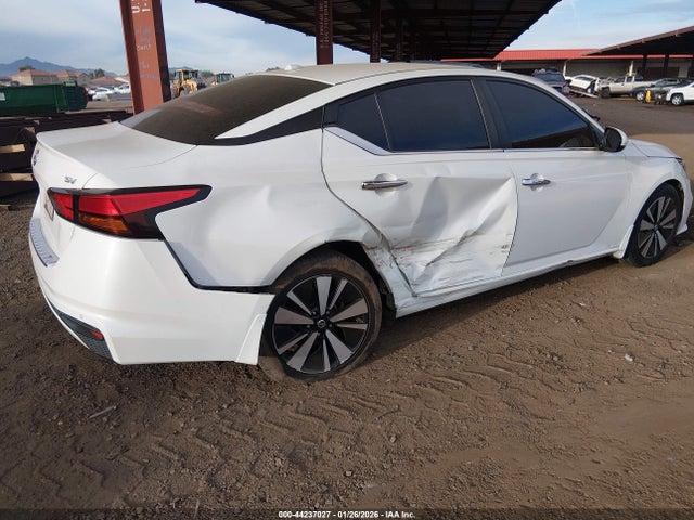 1N4BL4DV1NN322630 Nissan Altima Sv Fwd