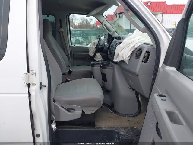 2011 FORD E-350 SUPER DUTY 1FBSS3BL6BDA98804 Photo 4