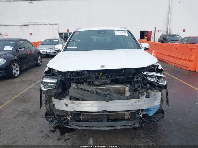 W1N4N4HB9NJ368963 Mercedes-Benz Gla 250 4matic