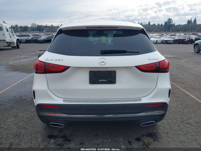 W1N4N4HB9NJ368963 Mercedes-Benz Gla 250 4matic