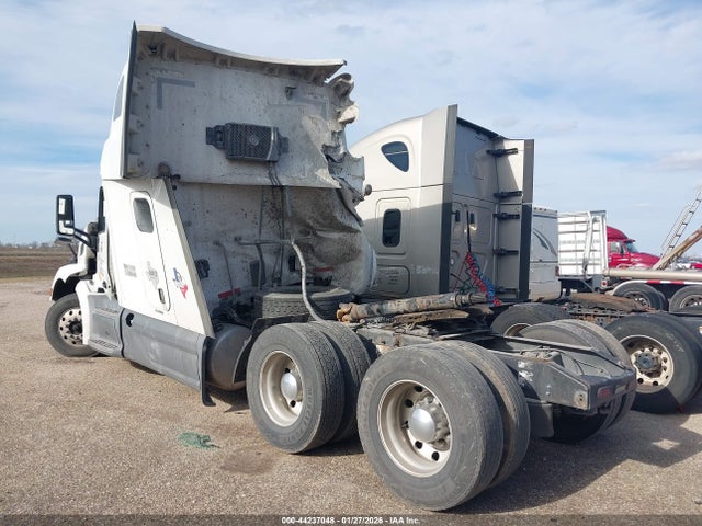Продажа на аукционе авто 2021 Peterbilt 579, vin: 1XPBD49X3MD736156, номер лота: 44237048