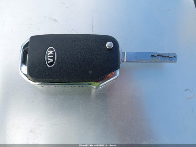 3KPF24AD3KE118292 KIA Forte Lxs