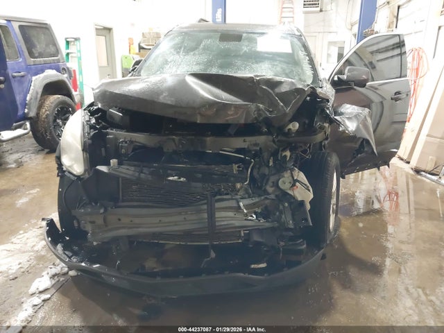 44237087 :رقم المزاد ، 2GNALCEK2G6111147 vin ، 2016 Chevrolet Equinox Lt مزاد بيع