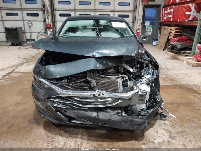 1G1ZD5ST0MF028392 Chevrolet Malibu Fwd Lt