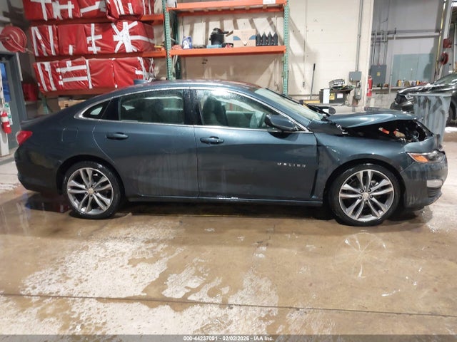 1G1ZD5ST0MF028392 Chevrolet Malibu Fwd Lt