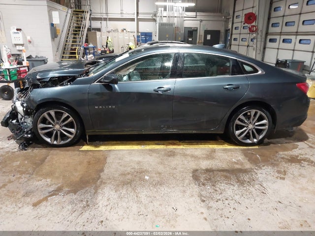 1G1ZD5ST0MF028392 Chevrolet Malibu Fwd Lt
