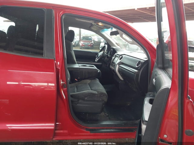 5TFUW5F18FX478647 Toyota Tundra Sr5 5.7l V8