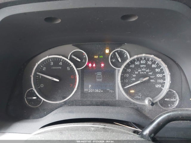 5TFUW5F18FX478647 Toyota Tundra Sr5 5.7l V8