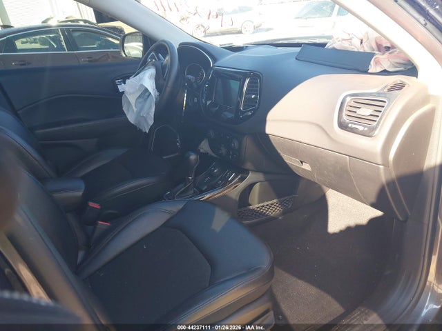 2021 JEEP COMPASS 3C4NJDBB8MT539791 Photo 4