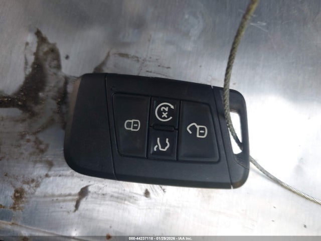 44237118 :رقم المزاد ، 3VWEX7BU1SM103497 vin ، 2025 Volkswagen Jetta 1.5t Se مزاد بيع