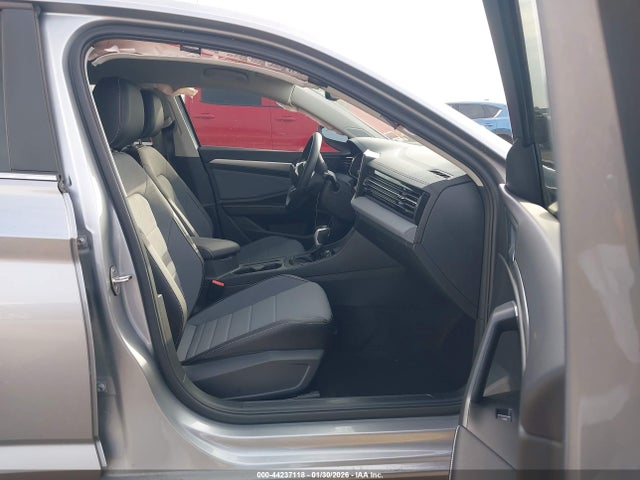44237118 :رقم المزاد ، 3VWEX7BU1SM103497 vin ، 2025 Volkswagen Jetta 1.5t Se مزاد بيع