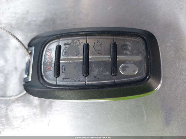 Auction sale of the 2019 Chrysler Pacifica Touring L, vin: 2C4RC1BG2KR592749, lot number: 44237125