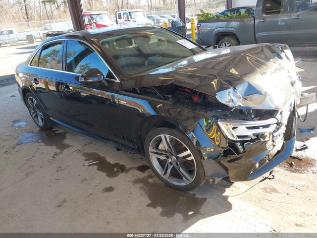 2018 AUDI A4 WAUENAF45JA163467